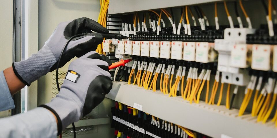 AdobeStock_616588351-960x640